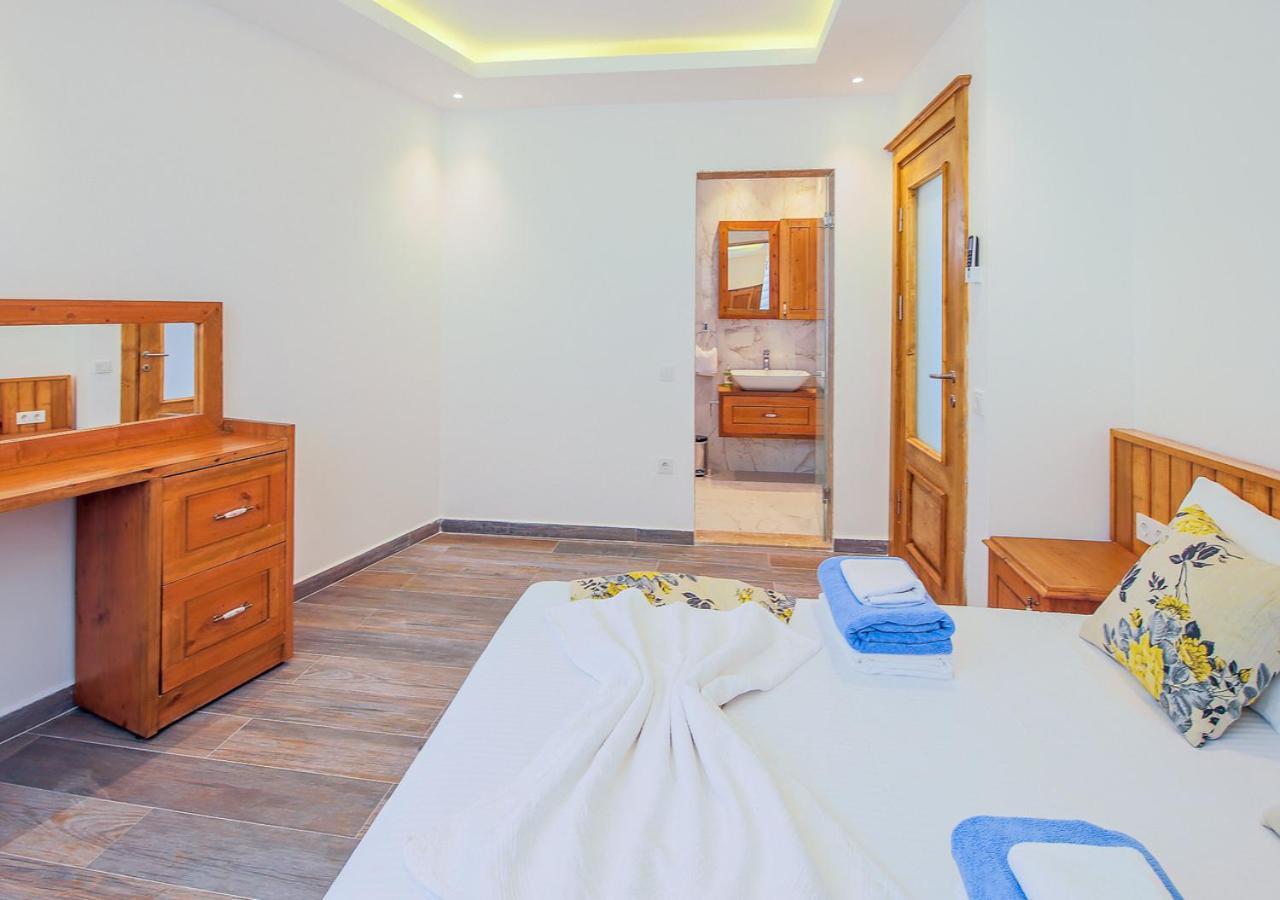 Villa 5 Sleeps 6 Isolated Pool See And Montain View-Villa Kartal Yuvasi Uzumlu  Экстерьер фото